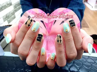 ネイル Nailsalon Reine所属・玉栄 伶奈のネイルデザイン