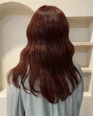 ロング カラー ヤスダ ホノカのヘアスタイル