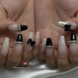 ネイル more fortuneのネイルデザイン