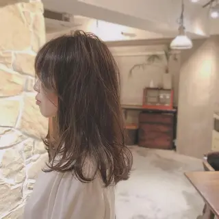 セミロング カラー lasPAVILION-ラスパビリオン-所属・las PAVILIONのヘアスタイル