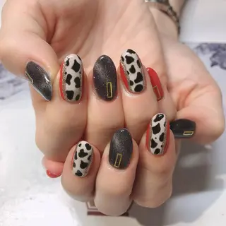 ネイル Guarendo錦糸町店所属・ガレンドウ 白澤 愛子のネイルデザイン