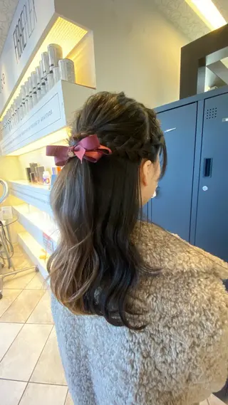 ヘアアレンジ seina🩰 ブリーチ/ヘアセットのヘアスタイル