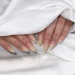 ネイル E 大和八木/ airiのネイルデザイン