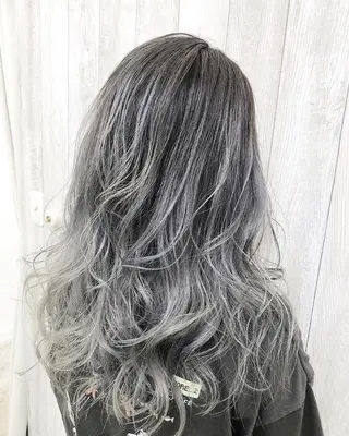 セミロング カラー CADENZA+所属・中澤 昌美のヘアスタイル