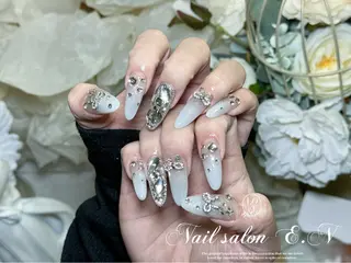 ネイル E.N🦋 長さ出し/持ち込みのネイルデザイン