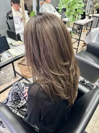 ミディアム ✂︎GLITTER ✂︎Yuu✂︎のヘアスタイル