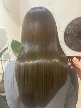 ロング putri 副店長 岸本 拓真のヘアスタイル