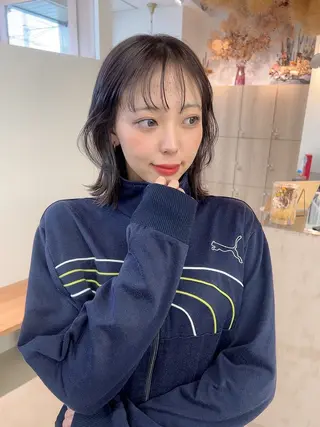 ミディアム vince. moekoのヘアスタイル