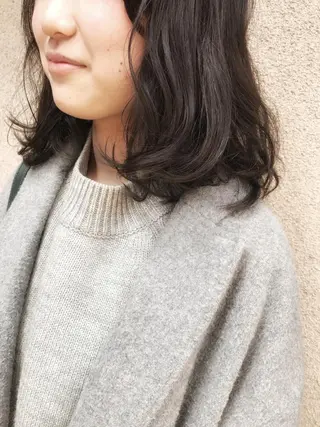 セミロング カラー パーマ vato マンツーマンサロンのヘアスタイル