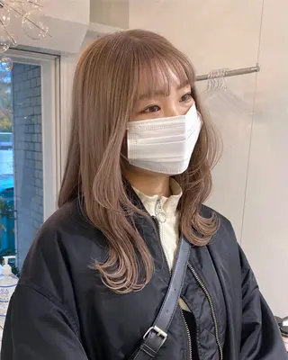 セミロング カラー natsune /レイヤーカットのヘアスタイル