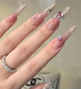 ネイル JF- yoyoのマツエク・マツパデザイン