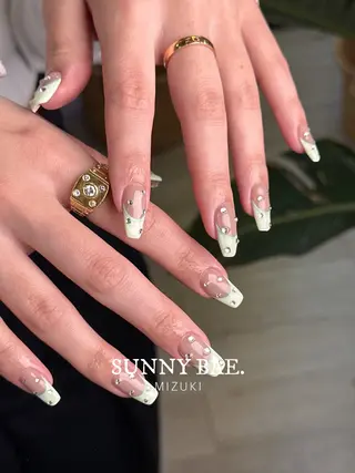 ネイル SUNNY BAE. 🌼MIZUKIのネイルデザイン