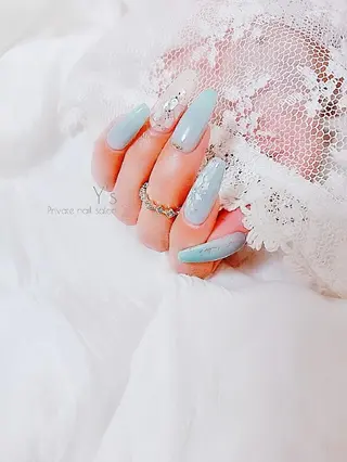 ネイル YUMI NAGAI  のネイルデザイン