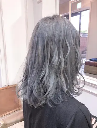 ミディアム カラー Siesta所属・📣髪質改善縮毛矯正 特化美容師｜庭田📣のヘアスタイル