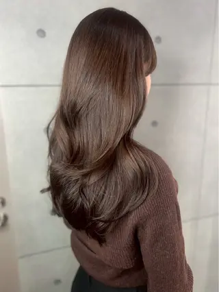 ロング カラー kito所属・横山 実亜のヘアスタイル