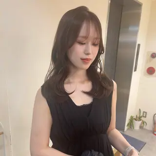 セミロング カラー sia所属・縮毛矯正🪞 髪質改善特化谷名勇輝のヘアスタイル