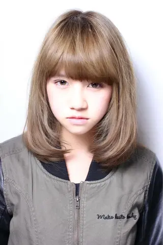 ミディアム カラー マツエク・マツパ 夏賀 聡史のヘアスタイル