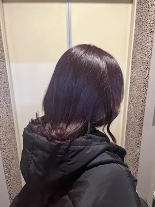 ミディアム 寒色＆ブリーチ特化 寒色MiOのヘアスタイル