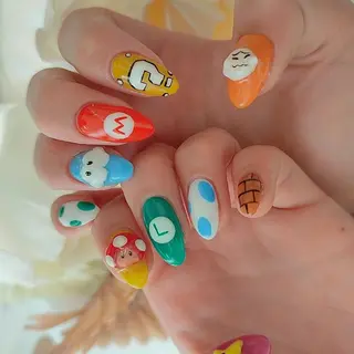 ネイル RUNWAY 　　の眉毛・アイブロウイメージ