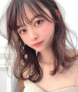 ミディアム カラー パーマ JYUNESU表参道所属・韓国ヘア🇰🇷🎀 透明感カラーのヘアスタイル