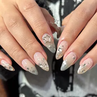 ショート 小川 柚香のネイルデザイン