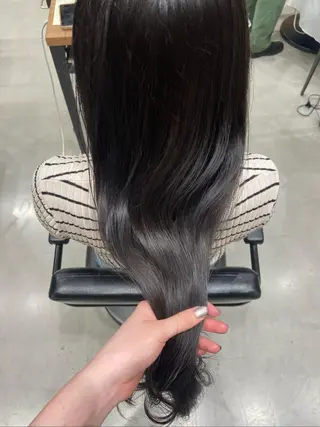 ロング カラー the C ayuのヘアスタイル