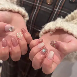 ネイル 黒葛原 めぐみのネイルデザイン