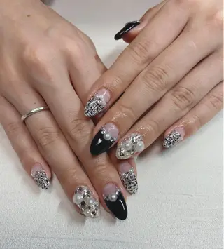 ネイル 𝑺 𝒏𝒂𝒊𝒍✳︎のネイルデザイン