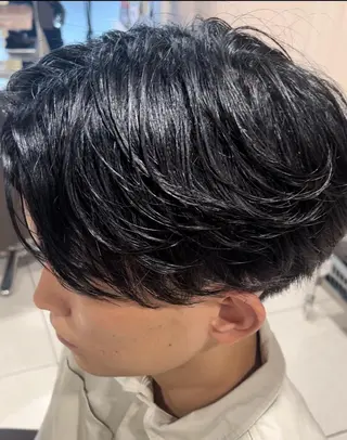 パーマ メンズ カぺリベラ グラマラス店のヘアスタイル