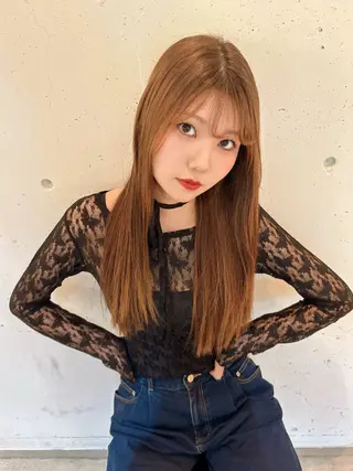 ロング FERIA桃山台🍑 𝕄𝕖𝕘𝕦のヘアスタイル