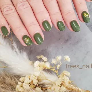 ネイル trees_ nailのネイルデザイン