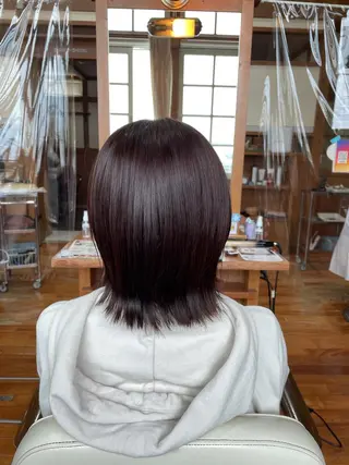 ミディアム 岩井 佑城のヘアスタイル
