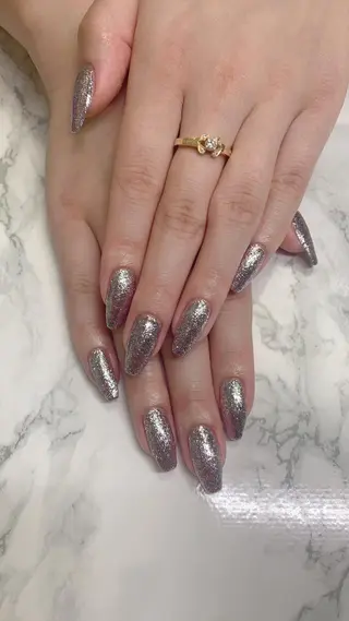 ネイル はな💎ネイル ワンホン、長さ出しのネイルデザイン