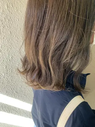 ミディアム カラー サダハルカ ｜chouetteのヘアスタイル