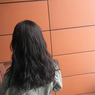 ロング カラー Minori【ミノリ】所属・井手 孔介のヘアスタイル