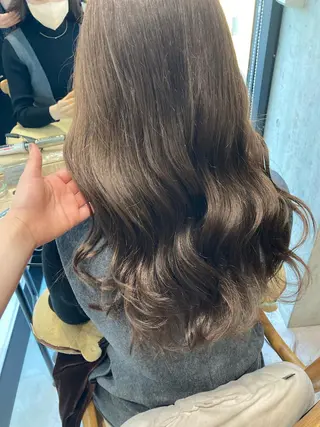 ロング ✨色持ちの良い艶 カラー✨蟹江真世のヘアスタイル