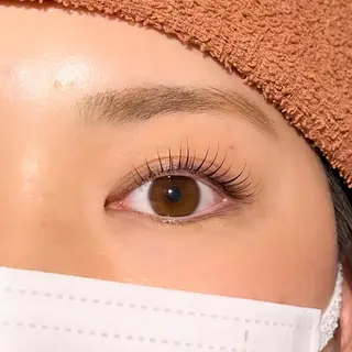 マツエク・マツパ MODEk's TESORO柿崎流依のマツエク・マツパデザイン