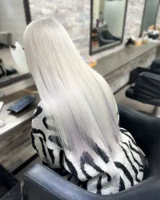 ロング カラー ハイトーンエクステ 🎩カズキ🎩のヘアスタイル