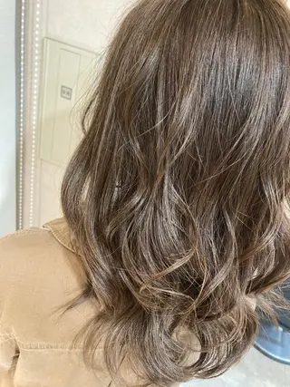 セミロング カラー 髪質改善/透明感 カラー/内藤有須加のヘアスタイル
