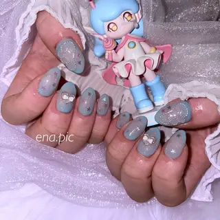 ネイル toyvenail 🖤enaのネイルデザイン