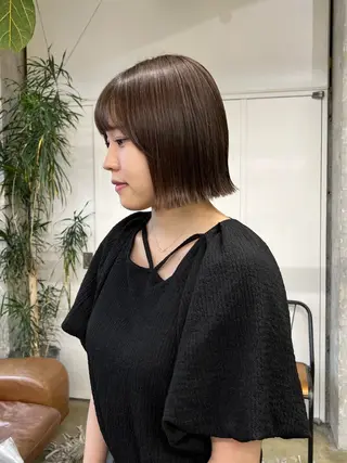 ミディアム era所属・azumi/ボブ/暖 色/オリーブ/縮毛のヘアスタイル
