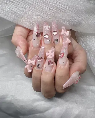 ネイル Lee Nailsのネイルデザイン