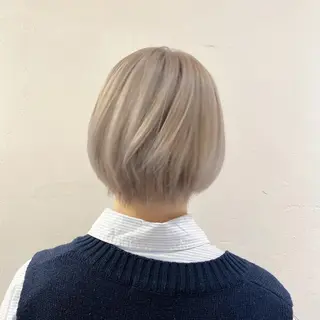 ショート COCOLOeAST所属・yumeno🫧 ハイトーン/ボブ🕊のヘアスタイル