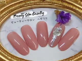 ネイル ビューティーサロン ヘゼリヒのネイルデザイン