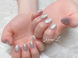 カラー ネイル 芦辺 香奈のネイルデザイン