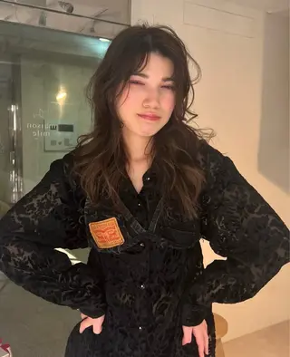 セミロング rino🤍 恵比寿レイヤーカットのヘアスタイル