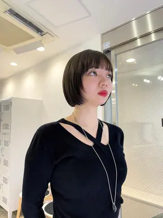 ショート 透明感カラー 大人グレージュ有村のヘアスタイル