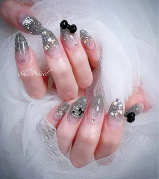 ネイル She   Nail所属・ISA_ BELLAのネイルデザイン