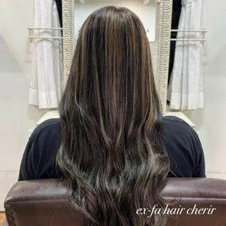 ロング タニグチ 南草津のヘアスタイル