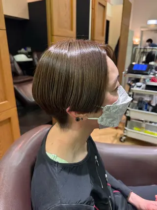 ショート 溝口 槙里也のヘアスタイル